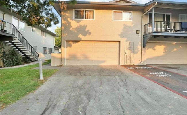 2304 L St in Antioch, CA - Building Photo - Building Photo
