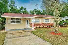 6126 Whiteway Dr in Temple Terrace, FL - Building Photo - Building Photo