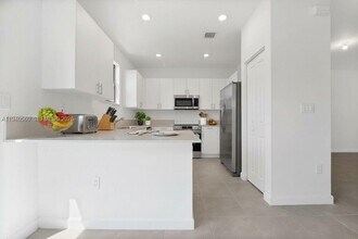 11926 SW 247th Ter in Homestead, FL - Building Photo - Building Photo