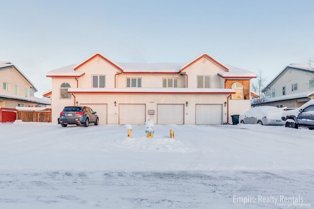 1524 28th Ave in Fairbanks, AK - Building Photo