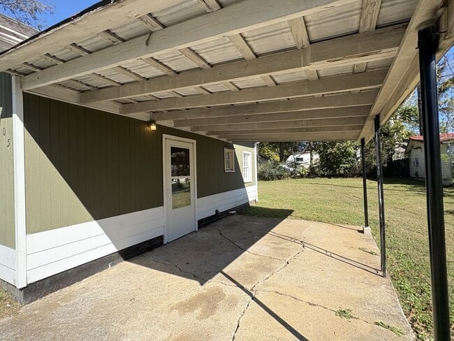 705 Landers St in Shelbyville, TN - Building Photo - Building Photo