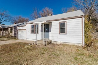 5406 E Pine St in Wichita, KS - Building Photo - Building Photo