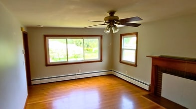 5 Fredette St in Springfield, MA - Building Photo - Building Photo