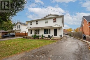 1372 Haist St in Pelham, ON - Building Photo