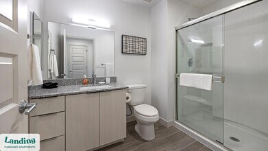 9275 N 29th Ave, Unit 2030 in Phoenix, AZ - Foto de edificio - Building Photo