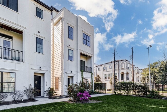 property at 2751 Freund St