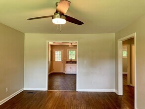 907 Elwood Dr in Clarksville, TN - Building Photo - Building Photo