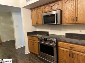 126 Inglewood Way in Greenville, SC - Building Photo - Building Photo