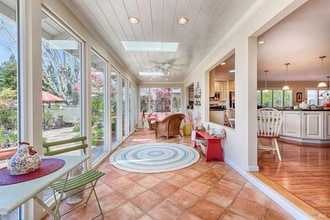 7556 Oak Leaf Dr in Santa Rosa, CA - Building Photo - Building Photo