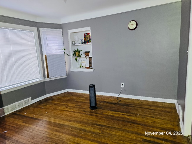 18582 Edinborough Rd in Detroit, MI - Foto de edificio - Building Photo