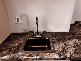 5 Oak St in Coatesville, PA - Building Photo