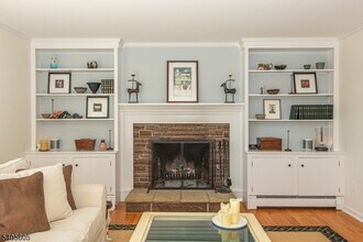 237 Morris Ave in Mountain Lakes, NJ - Building Photo - Building Photo