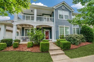 1124 Cotton Exchange Dr in Savannah, TX - Building Photo