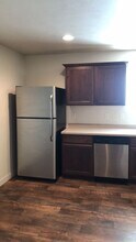 252 N 680 E in Vineyard, UT - Foto de edificio - Building Photo