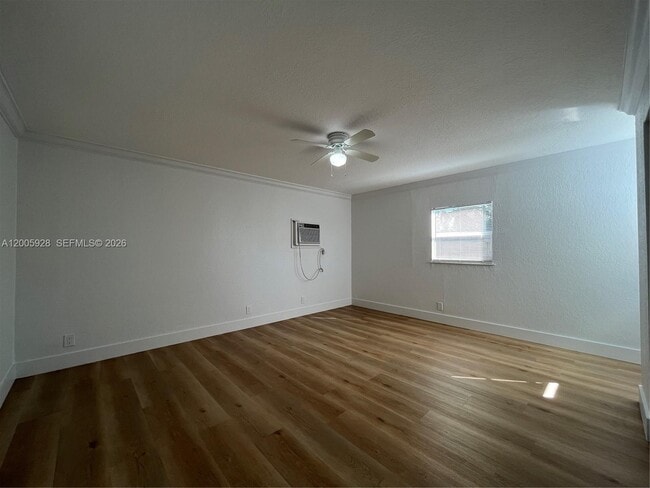 6301 SW 20th St in Pompano Beach, FL - Foto de edificio - Building Photo