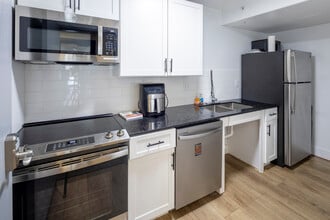 Oxbow Apartments in Steamboat Springs, CO - Building Photo - Interior Photo