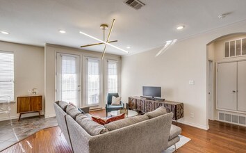 950 Henderson St in Fort Worth, TX - Building Photo - Building Photo