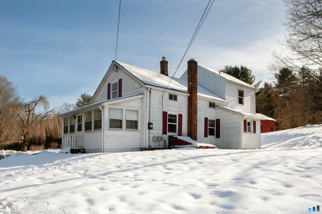 85 Quarry Rd in Granby, CT - Building Photo - Building Photo