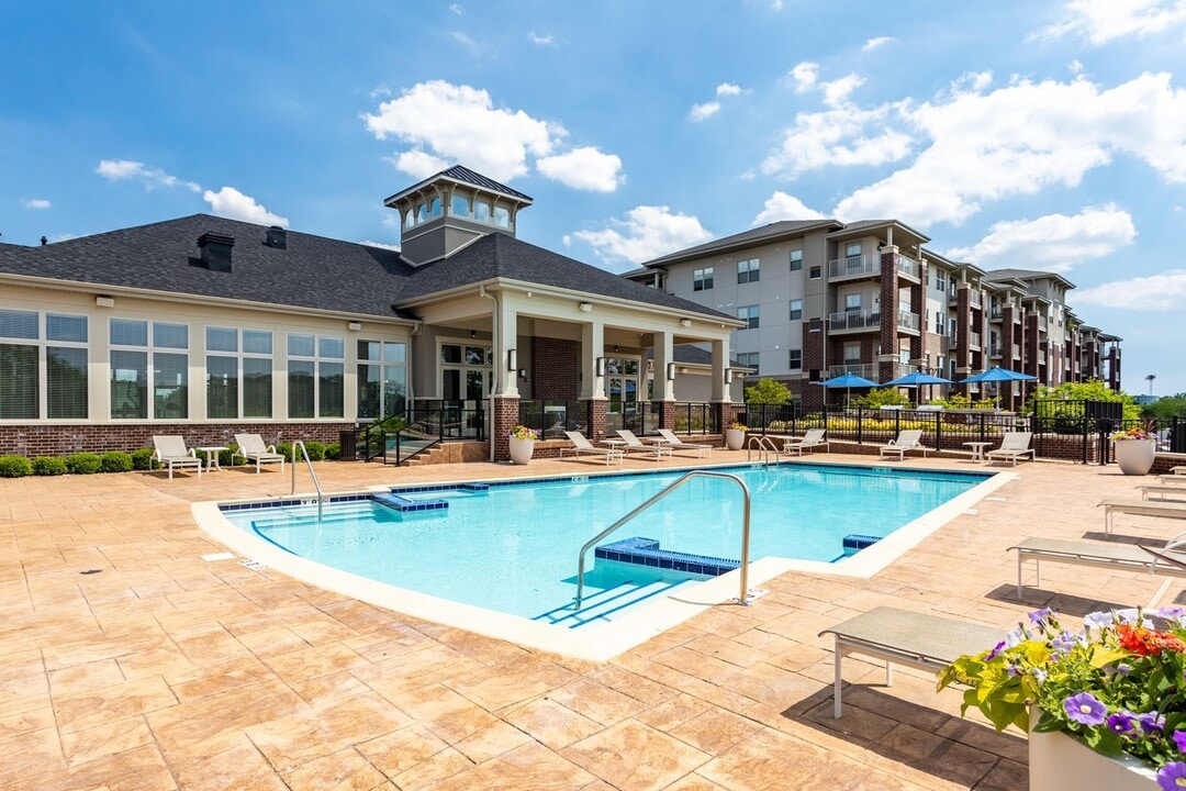 Deer Park Crossing in Deer Park, IL - Building Photo