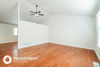 4008 Thompson Ave in Grove City, OH - Building Photo - Building Photo