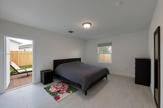 116 NW 4th Ave in Hallandale Beach, FL - Building Photo - Building Photo