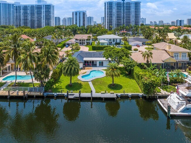 property at 430 Holiday Dr