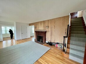 222 Berlin Rd N in Lindenwold, NJ - Foto de edificio - Building Photo