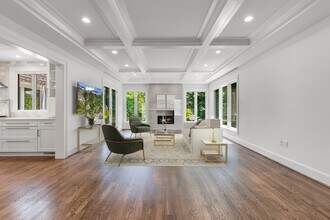 1404 Coventry Ln in Alexandria, VA - Building Photo - Building Photo