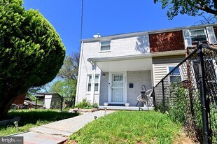 6027 Martin Luther King Jr Ct in Capitol Heights, MD - Building Photo