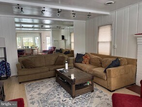 1708 N Roosevelt St in Arlington, VA - Building Photo - Building Photo