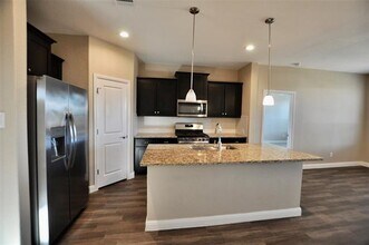 2425 O'Connor Rnch Dr in Hudson Oaks, TX - Building Photo - Building Photo