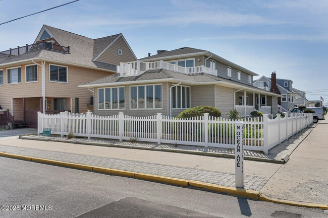 property at 115 N Ocean Ave