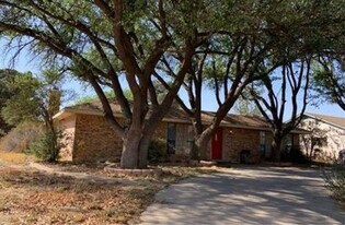 4601 Somerset Lane in Odessa, TX - Building Photo
