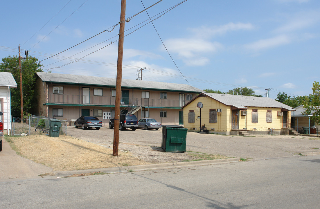 805 Houston St in Killeen, TX - Building Photo