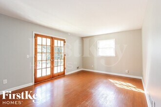 2739 Sherlock Dr in Decatur, GA - Building Photo - Building Photo