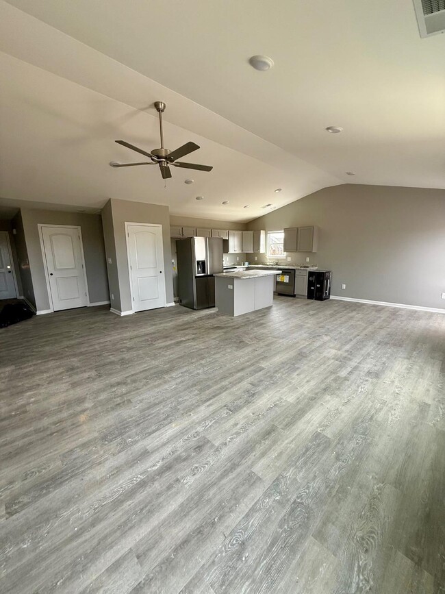 175 Landry Ln in Georgetown, KY - Foto de edificio - Building Photo