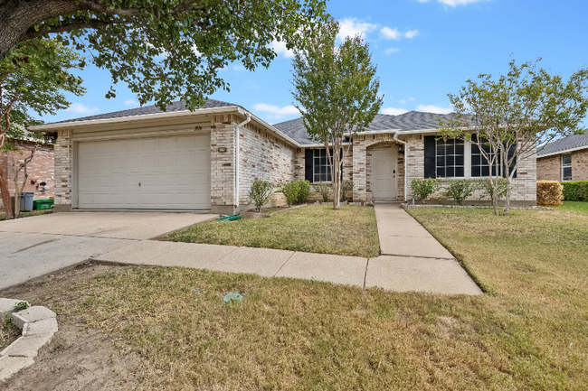 3516 Quannah Dr in Grand Prairie, TX - Building Photo - Building Photo