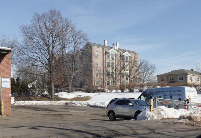 Mary J. Caruso Gables Apartments in Hartford, CT - Building Photo - Building Photo