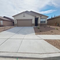 3341 Prairie Sage St SW in Los Lunas, NM - Building Photo