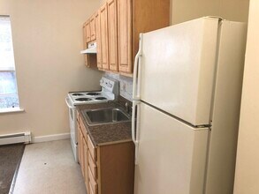 110 Berkshire St, Unit 122-63A in Cambridge, MA - Foto de edificio - Building Photo