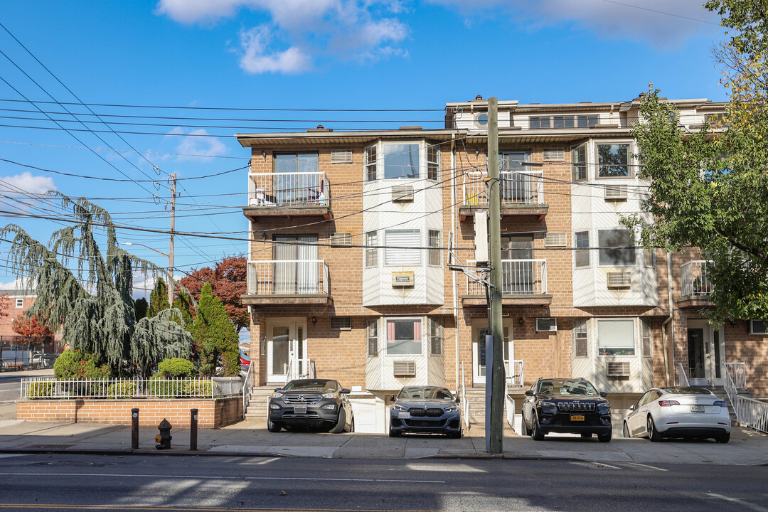 1201 65th St in Brooklyn, NY - Building Photo