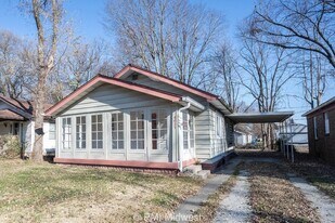 4715 Caroline Ave in Indianapolis, IN - Building Photo