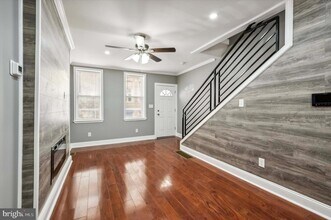 2033 N Mascher St in Philadelphia, PA - Building Photo - Building Photo