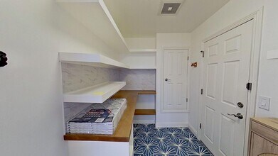 6851 Via Angelina Dr in Huntington Beach, CA - Building Photo - Building Photo