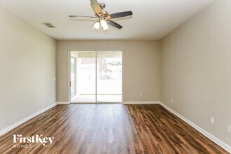6221 Beldon Dr in Mount Dora, FL - Building Photo - Building Photo