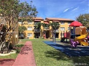 15620 SW 80th St in Miami, FL - Building Photo