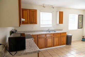 3422 Orlando Dr-Unit -3422 Orlando Drive - 3 in Tallahassee, FL - Building Photo - Building Photo