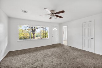 531 Coe Rd in Denison, TX - Building Photo - Building Photo