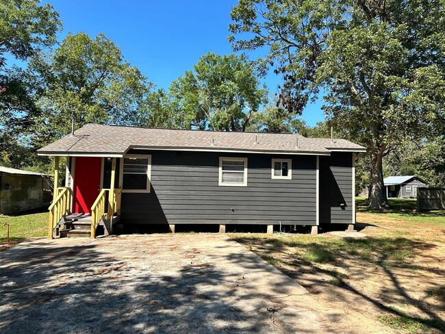 property at 834 Martin Luther King Rd