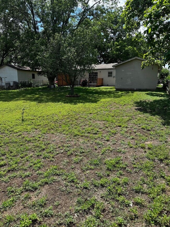 236 N Twin Pines Ave photo'